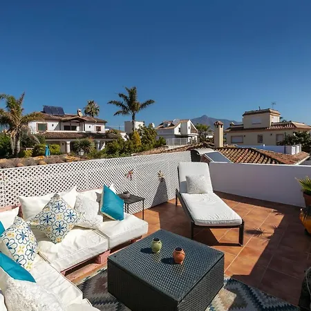 Σπίτι διακοπών Spanish Style, Elegant 3 Bedroom - 5 Minutes From The Beach! Μαρμπέλλα