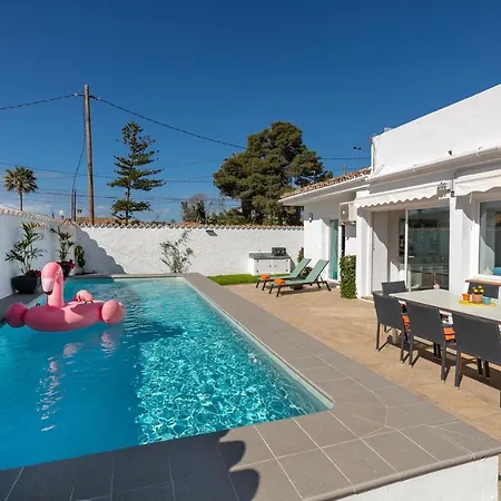 Spanish Style, Elegant 3 Bedroom - 5 Minutes From The Beach! * Μαρμπέλλα