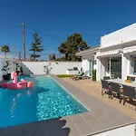 Spanish Style, Elegant 3 Bedroom - 5 Minutes From The Beach! * Marbella