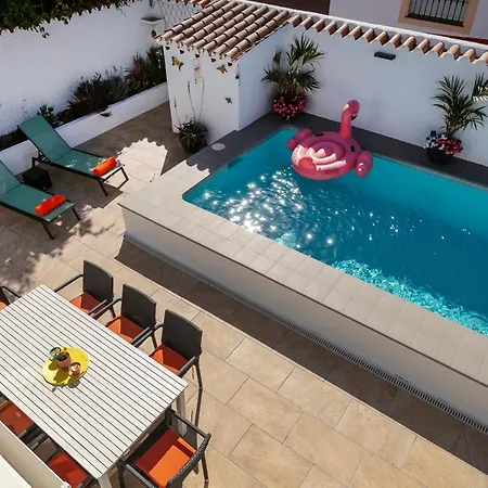 Spanish Style, Elegant 3 Bedroom - 5 Minutes From The Beach! Marbella